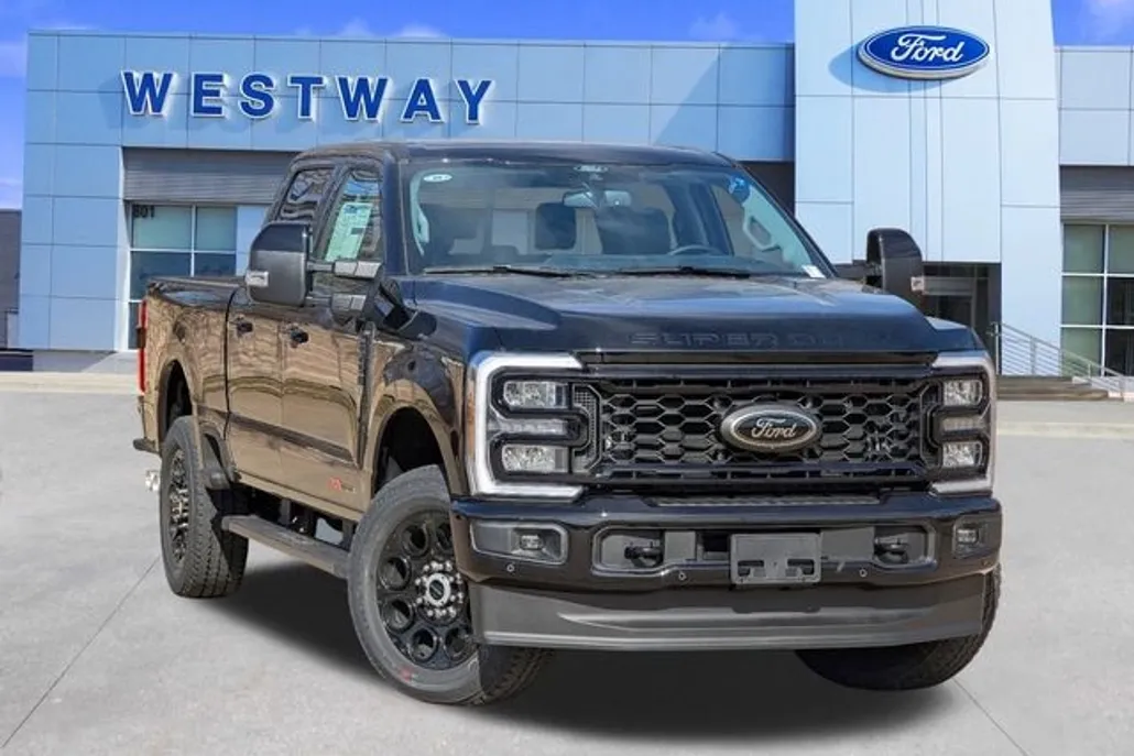 2025 Ford F-250 Lariat photo 1