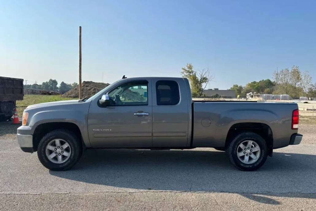 2013 Gmc Sierra 1500 SLE photo 1