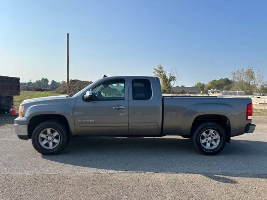 2013 Gmc Sierra 1500 SLE photo 1