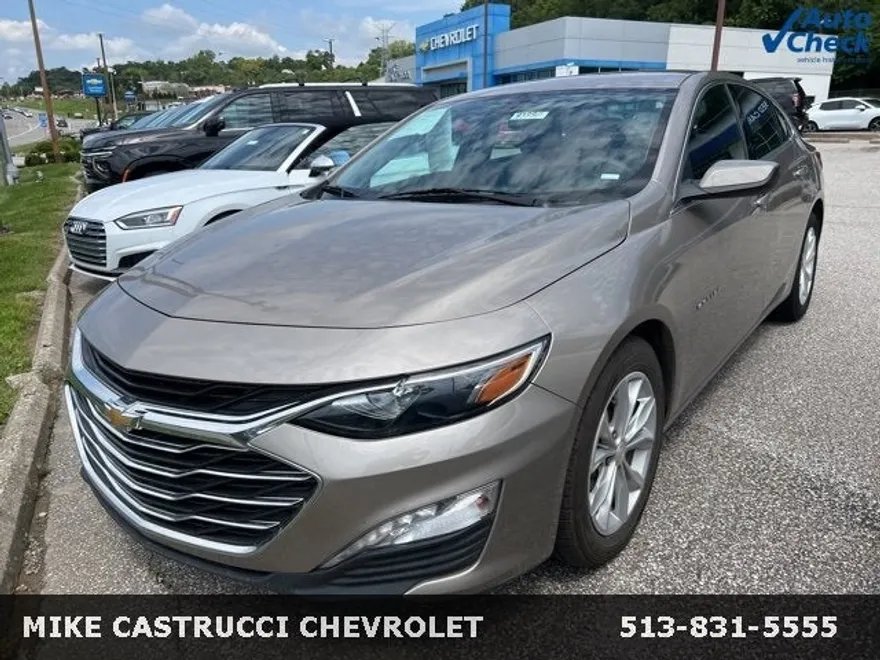 2022 Chevrolet Malibu 1LT photo 1