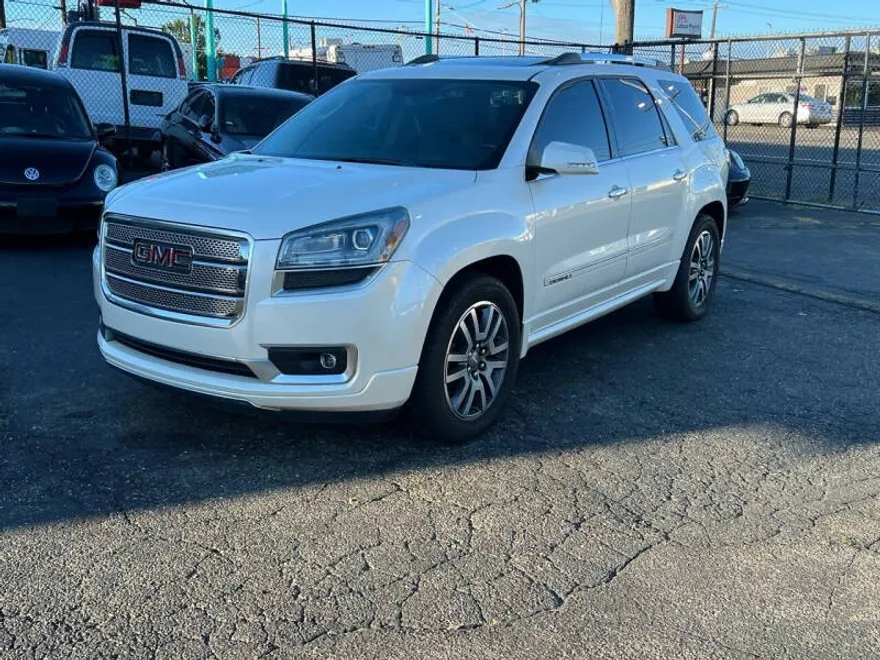 2013 Gmc Acadia Denali photo 1