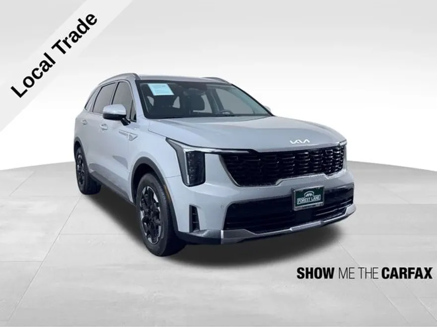 2025 Kia Sorento S photo 1