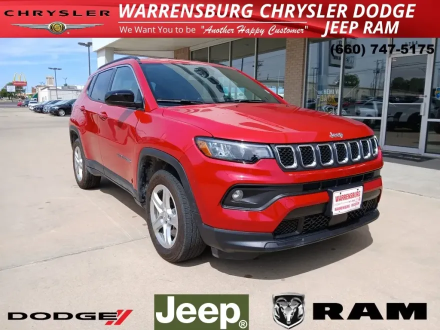 2023 Jeep Compass Latitude photo 1