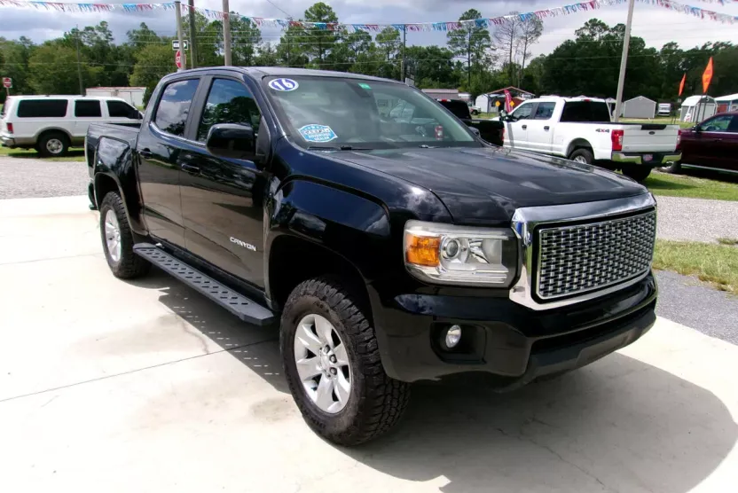 2016 Gmc Canyon SLE photo 1