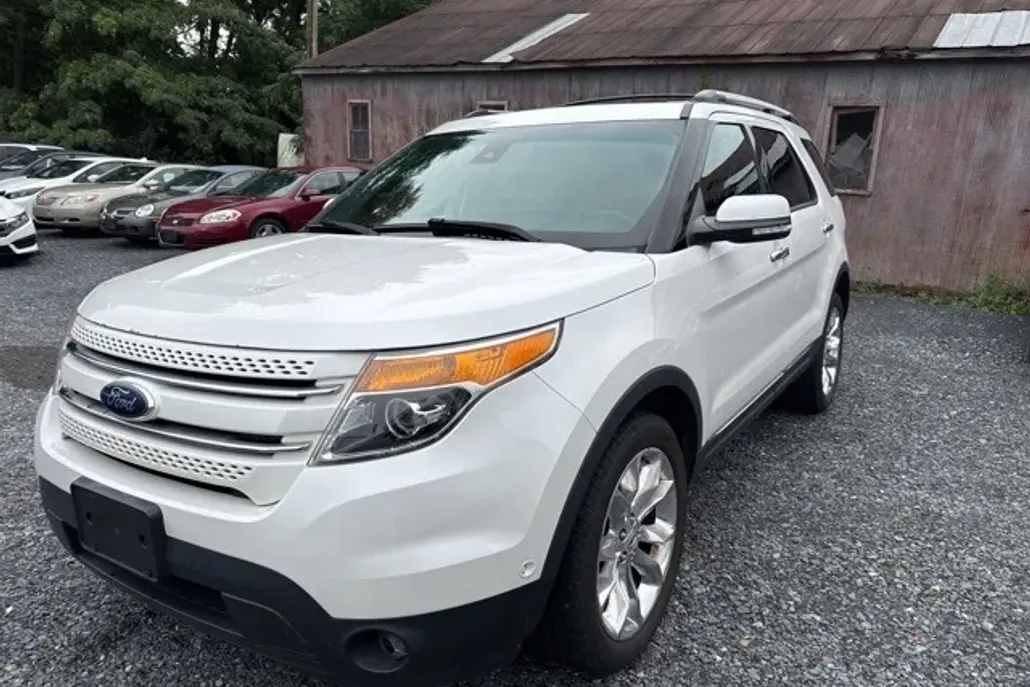 2013 Ford Explorer Limited photo 1