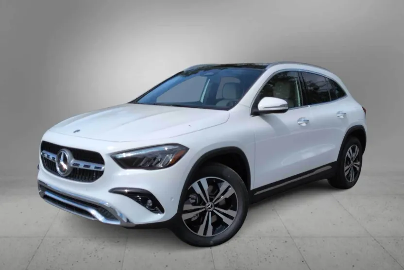 2026 Mercedes Benz GLA 250 4MATIC photo 1