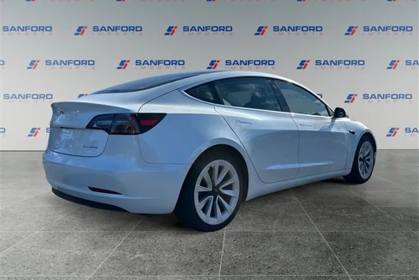 2018 Tesla Model 3 Long Range photo 1