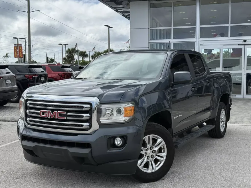 2020 Gmc Canyon SLE photo 1