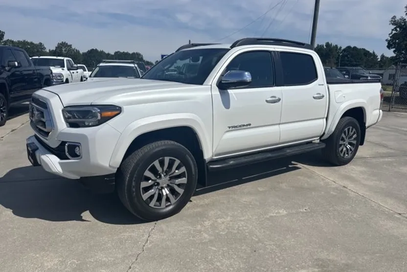 2022 Toyota Tacoma 4x4 Limited photo 1