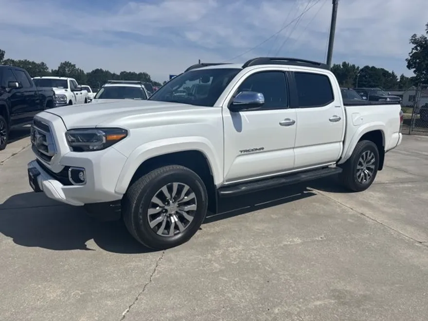 2022 Toyota Tacoma 4x4 Limited photo 1