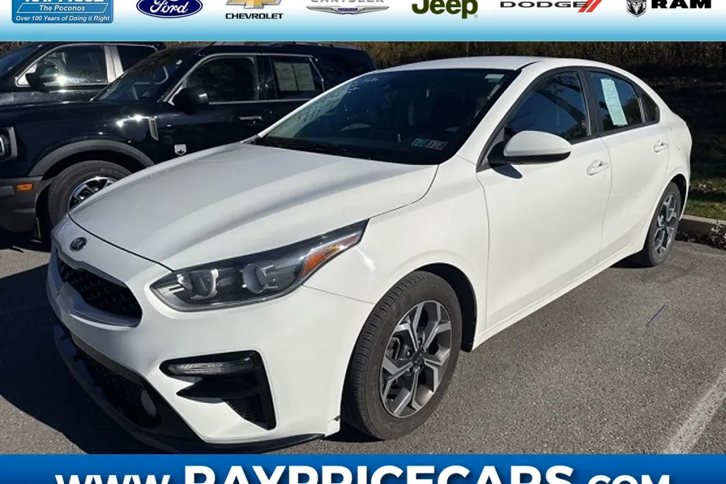 2020 Kia Forte LXS photo 1