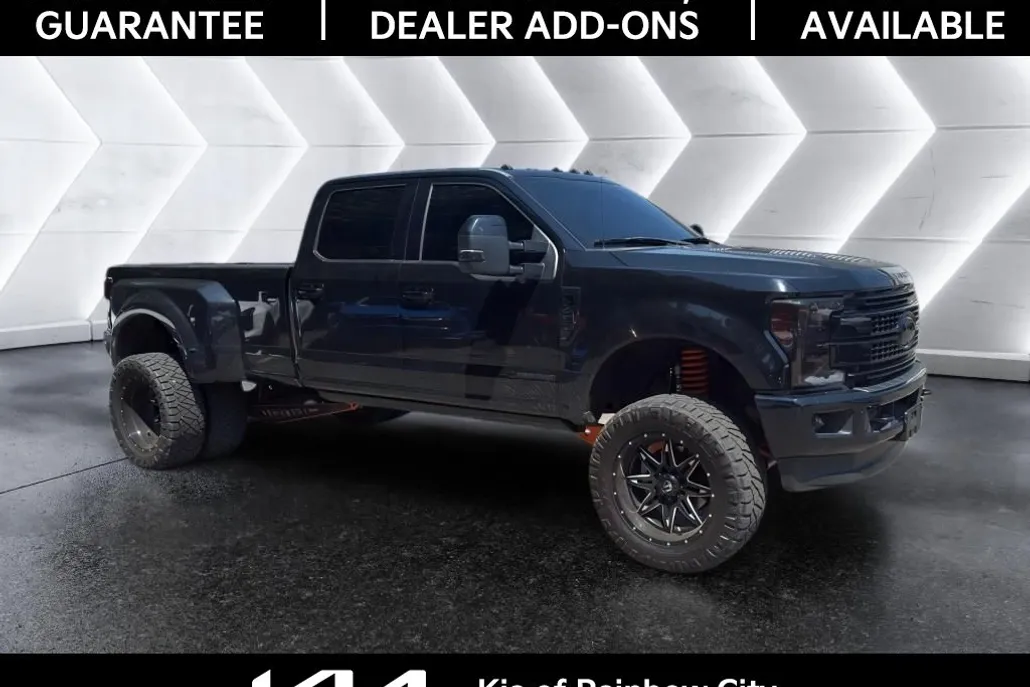 2017 Ford F-350 Platinum photo 1