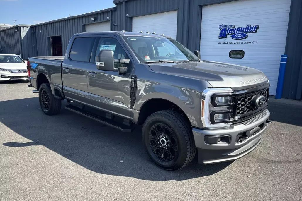 2026 Ford F-250 XLT photo 1