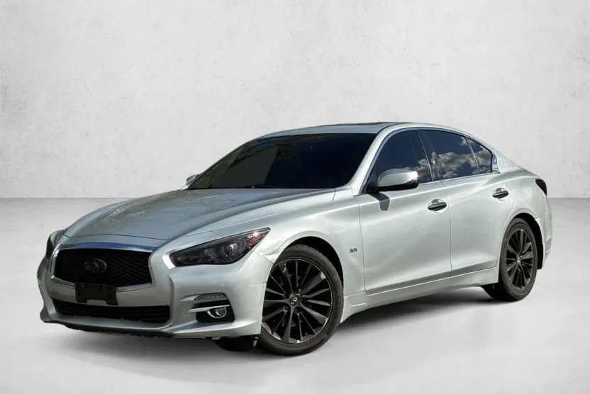 2017 Infiniti Q50 3.0t Premium photo 1