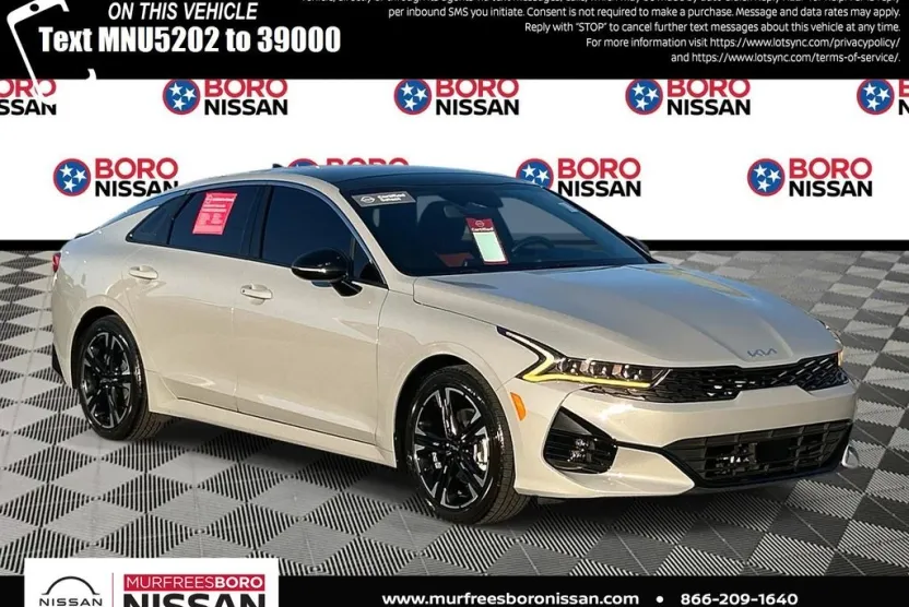 2022 Kia K5 GT-Line photo 1
