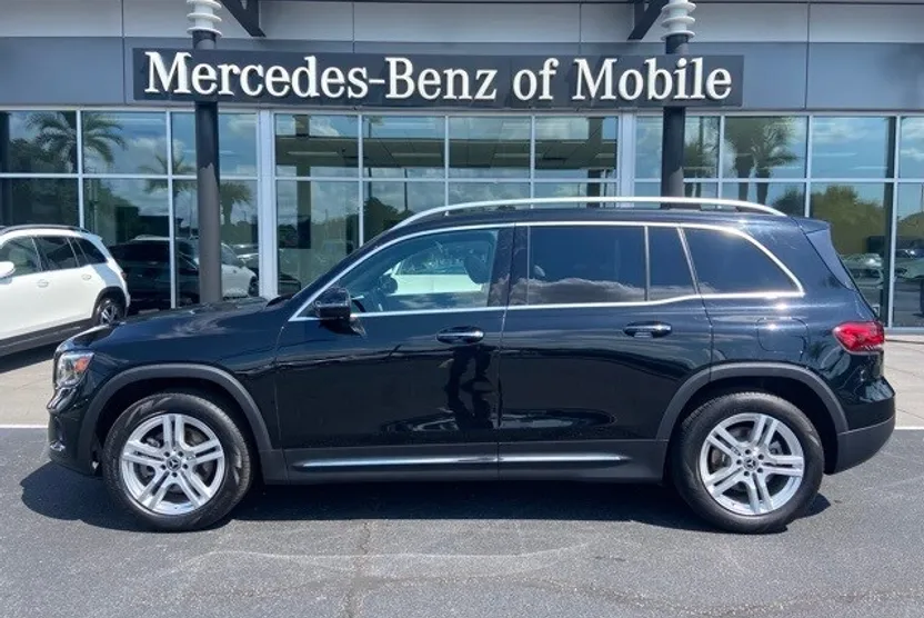 2020 Mercedes Benz GLB 4MATIC 250 photo 1