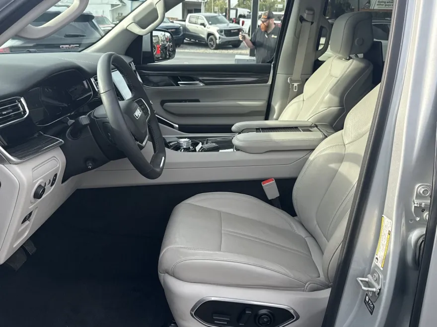 2022 Jeep Wagoneer Series II photo 1