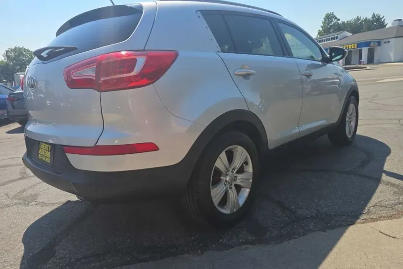 2011 Kia Sportage LX photo 1