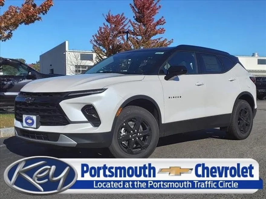 2025 Chevrolet Blazer 2LT photo 1