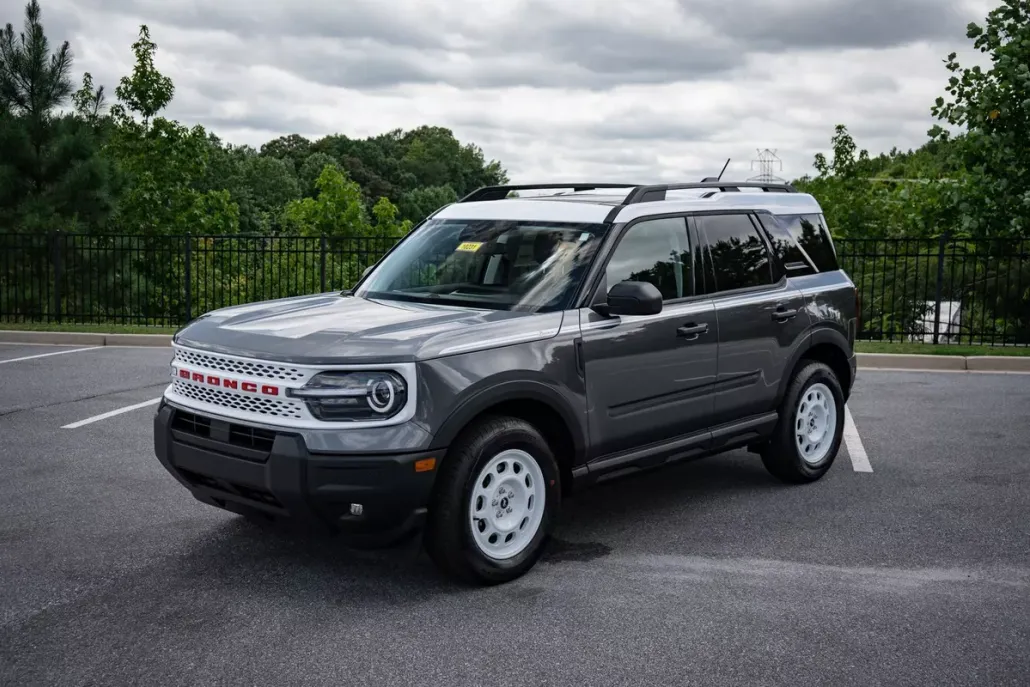 2025 Ford Bronco Sport Heritage photo 1