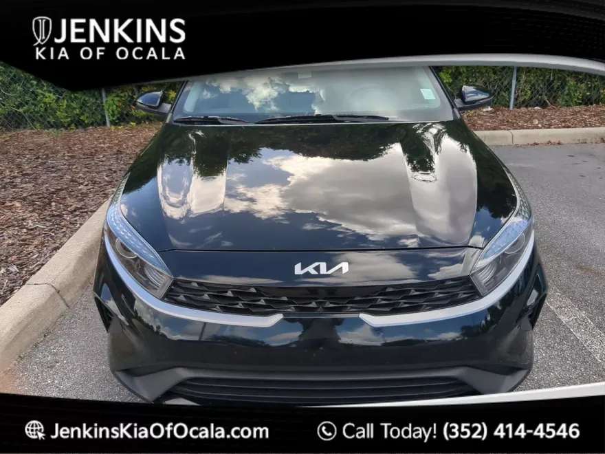 2022 Kia Forte LXS photo 1