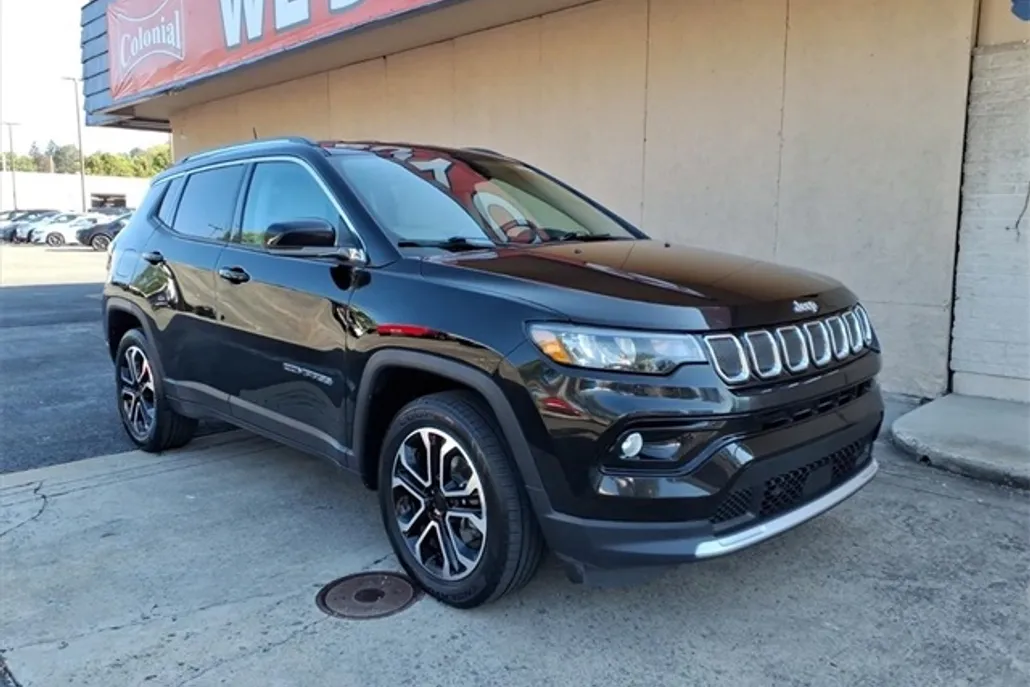 2022 Jeep Compass Limited photo 1