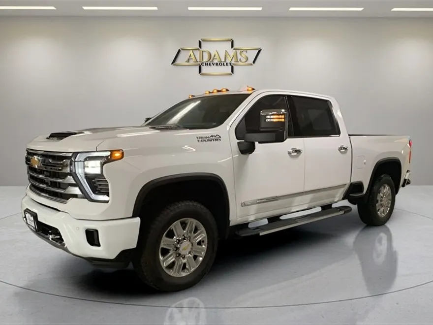 2025 Chevrolet Silverado 2500HD High Country photo 1