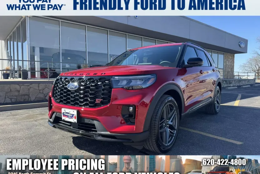 2025 Ford Explorer ST photo 1
