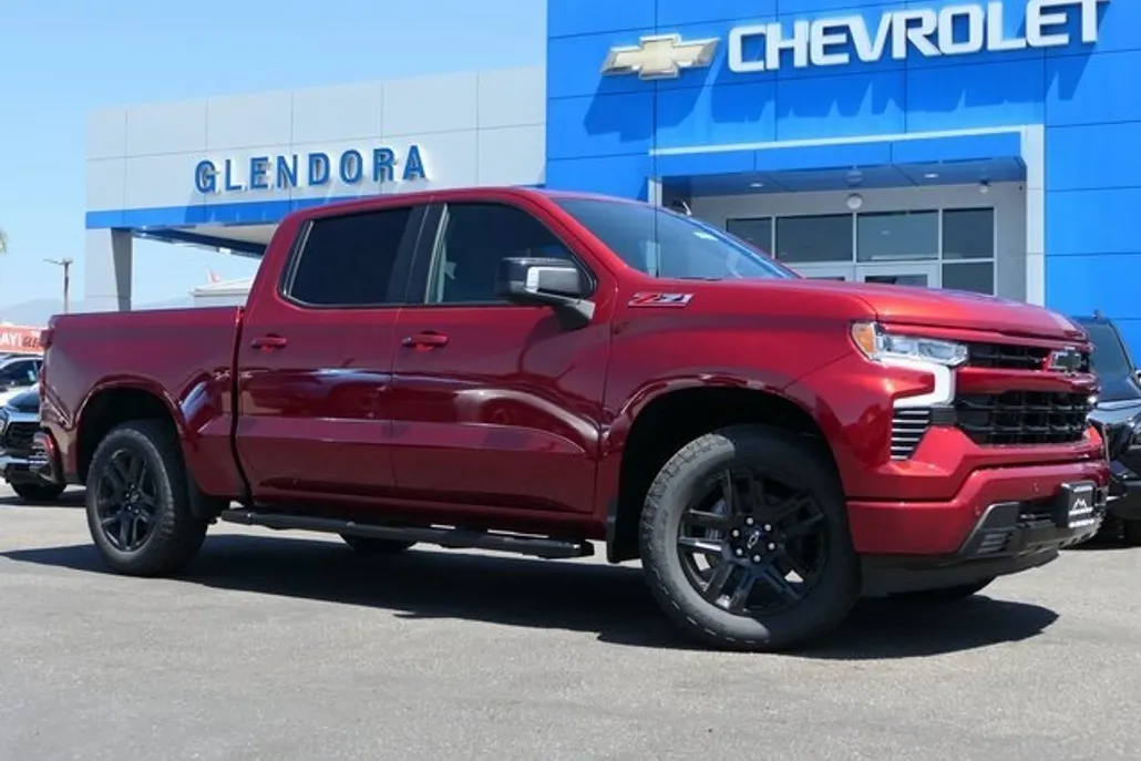 2025 Chevrolet Silverado 1500 RST photo 1