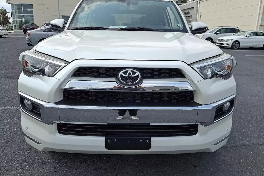 2018 Toyota 4Runner Limited 4WD photo 1