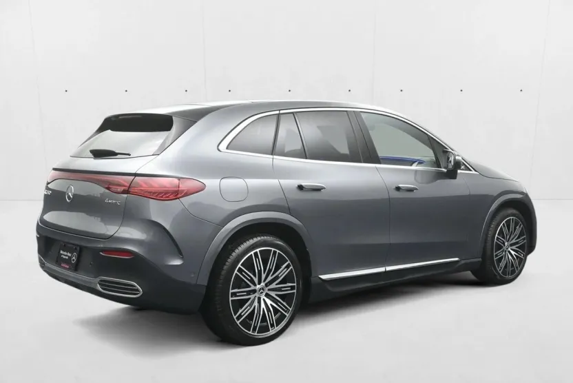 2025 Mercedes Benz 350 4MATIC photo 1