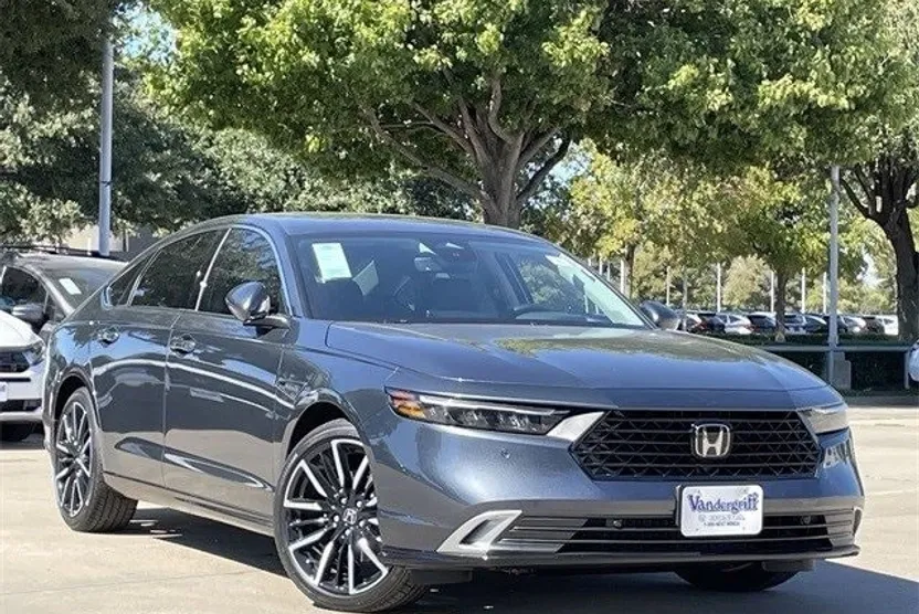 2025 Honda Accord Hybrid Touring photo 1