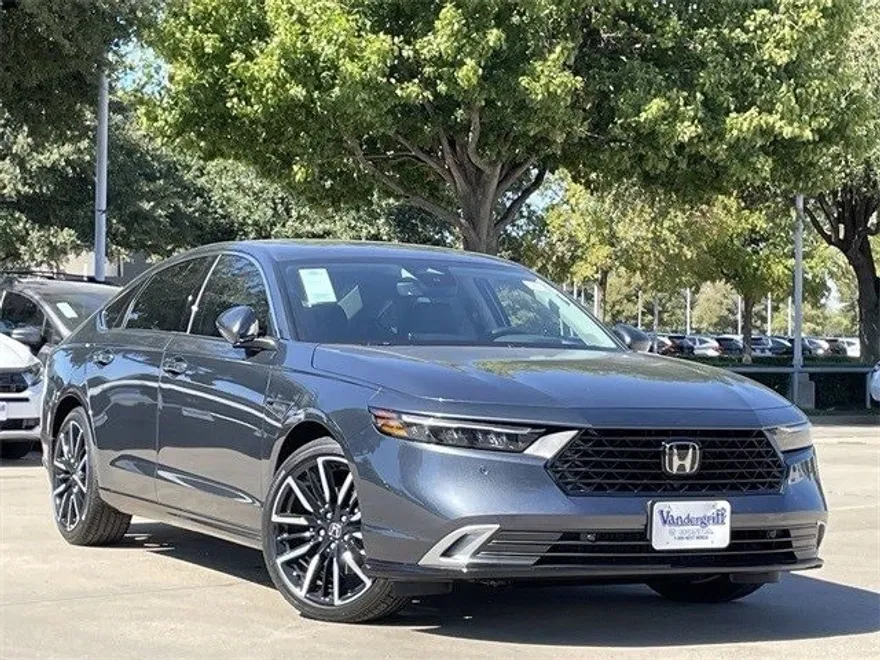 2025 Honda Accord Hybrid Touring photo 1