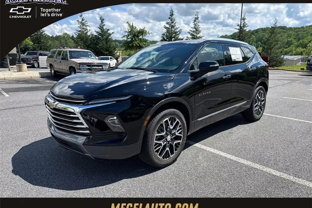 2025 Chevrolet Blazer Premier photo 1