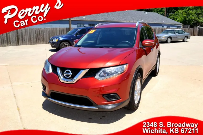 2015 Nissan Rogue SV AWD photo 1