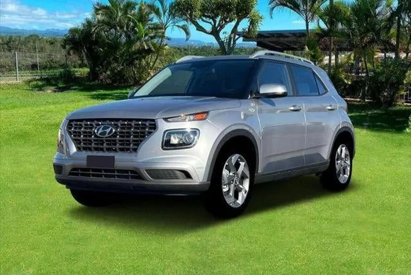 2025 Hyundai Venue SEL photo 1