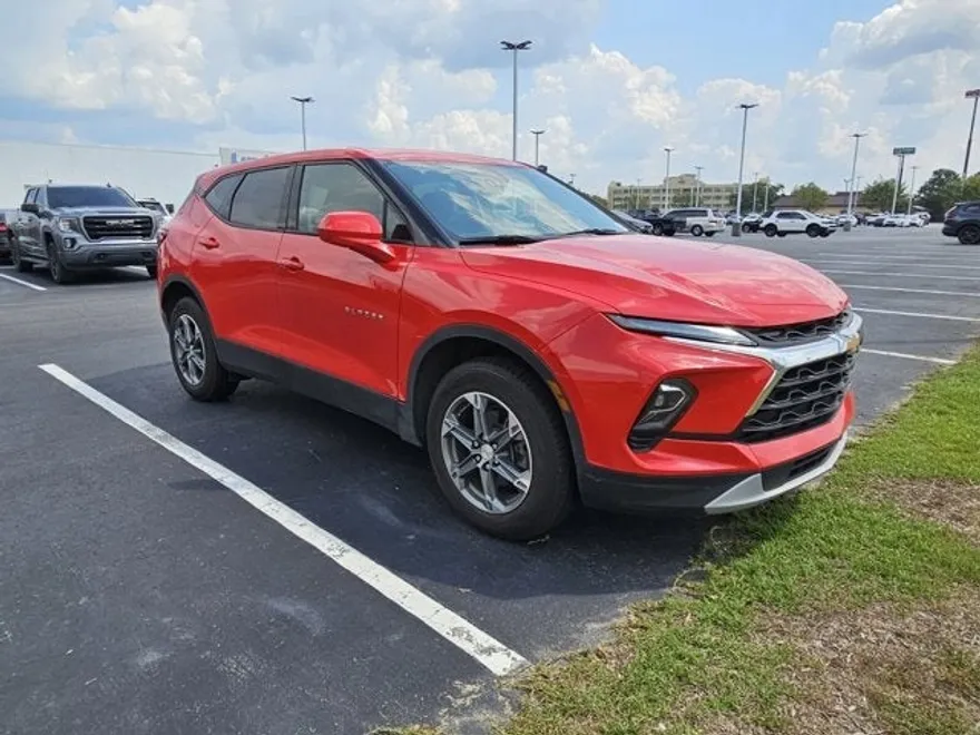 2023 Chevrolet Blazer 2LT photo 1