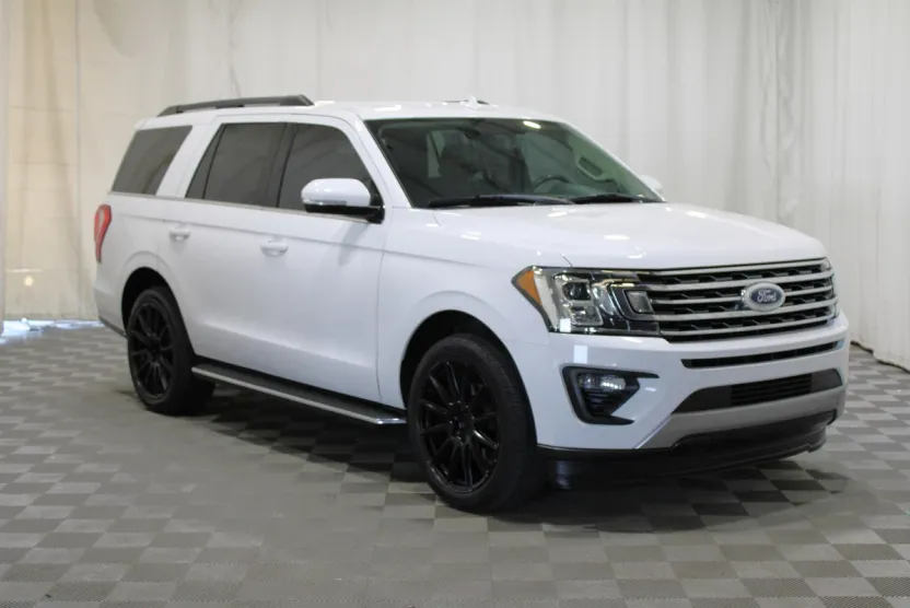 2018 Ford Expedition XLT photo 1