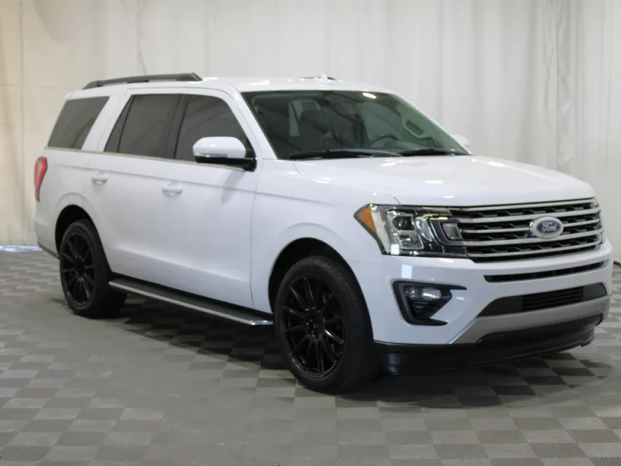 2018 Ford Expedition XLT photo 1