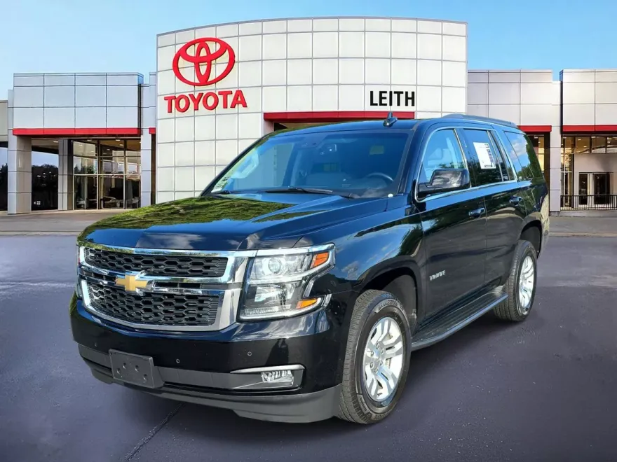 2019 Chevrolet Tahoe LT photo 1