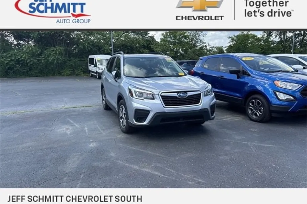 2020 Subaru Forester Premium photo 1