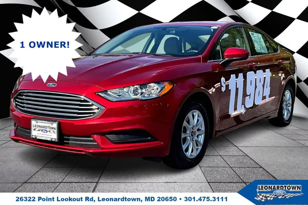 2017 Ford Fusion S photo 1