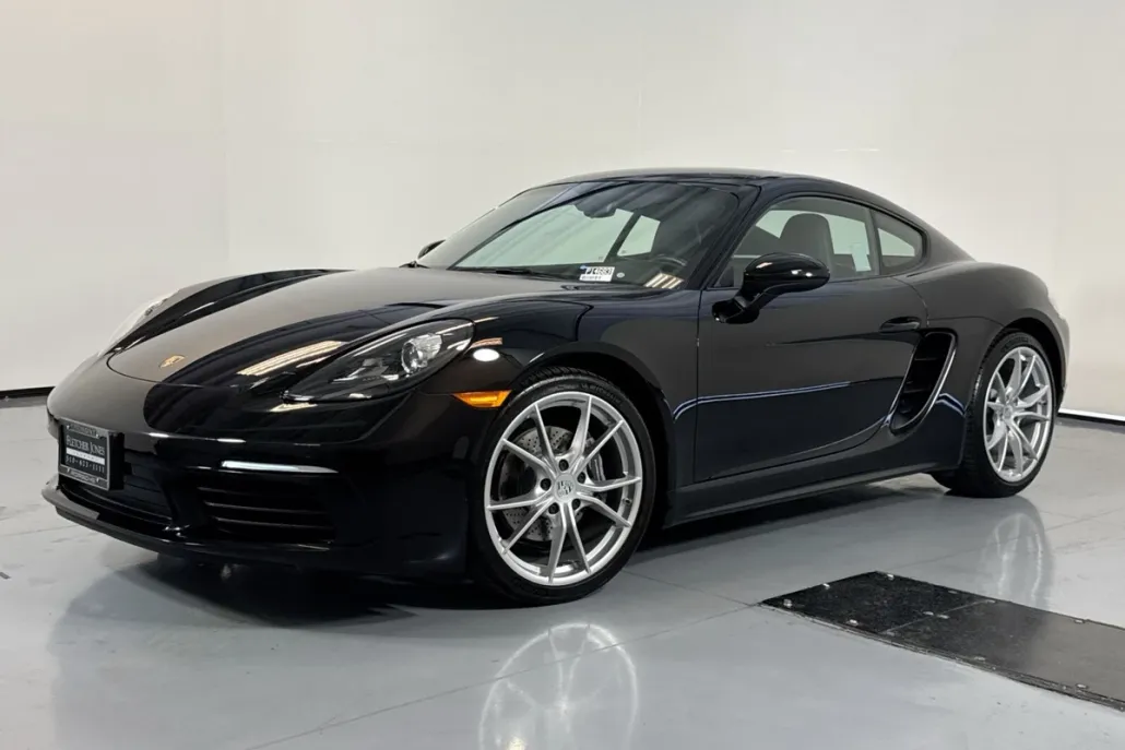 2018 Porsche Cayman photo 1