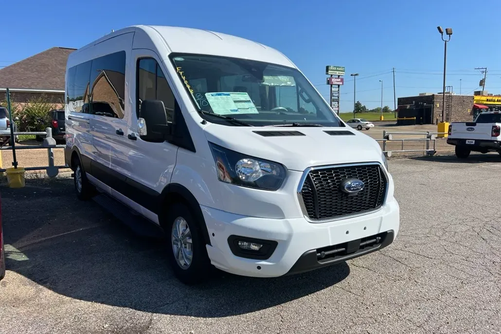 2025 Ford Transit XLT photo 1