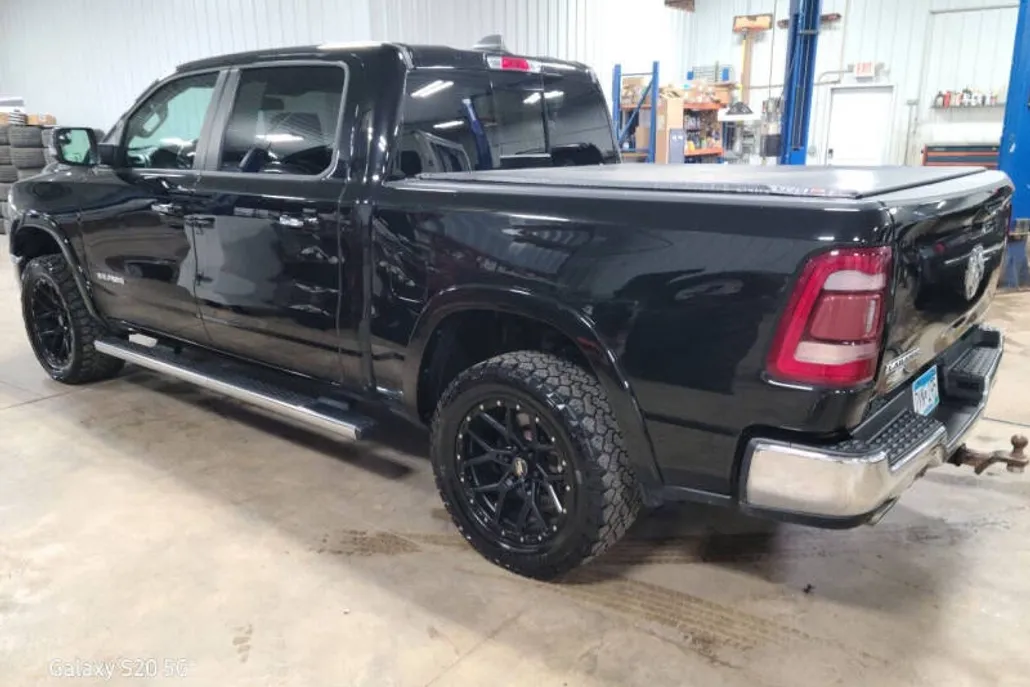 2019 Ram 1500 Laramie photo 1