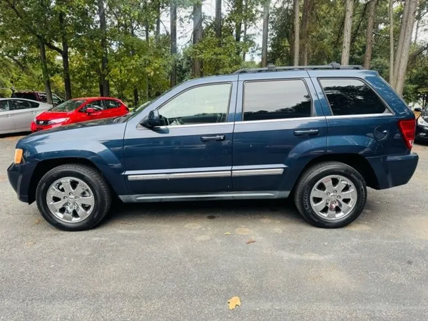 2012 Ram 1500 SLT photo 1