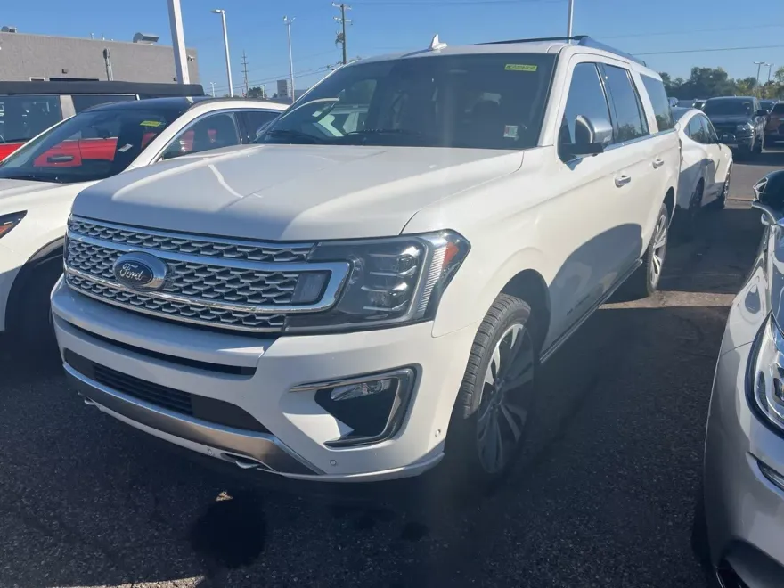 2021 Ford Expedition MAX Platinum photo 1