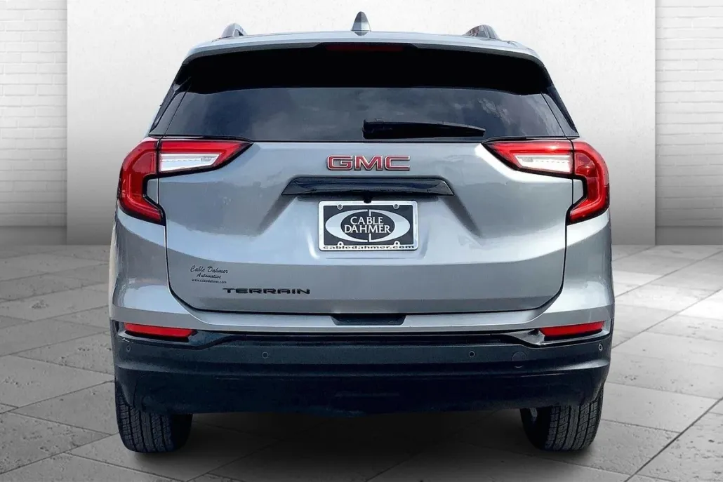 2023 Gmc Terrain SLE photo 1