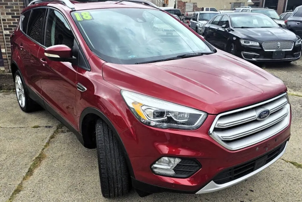 2018 Ford Escape Titanium photo 1