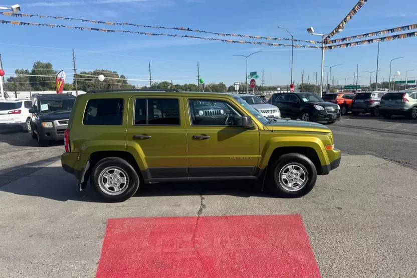2012 Jeep Patriot Sport photo 1